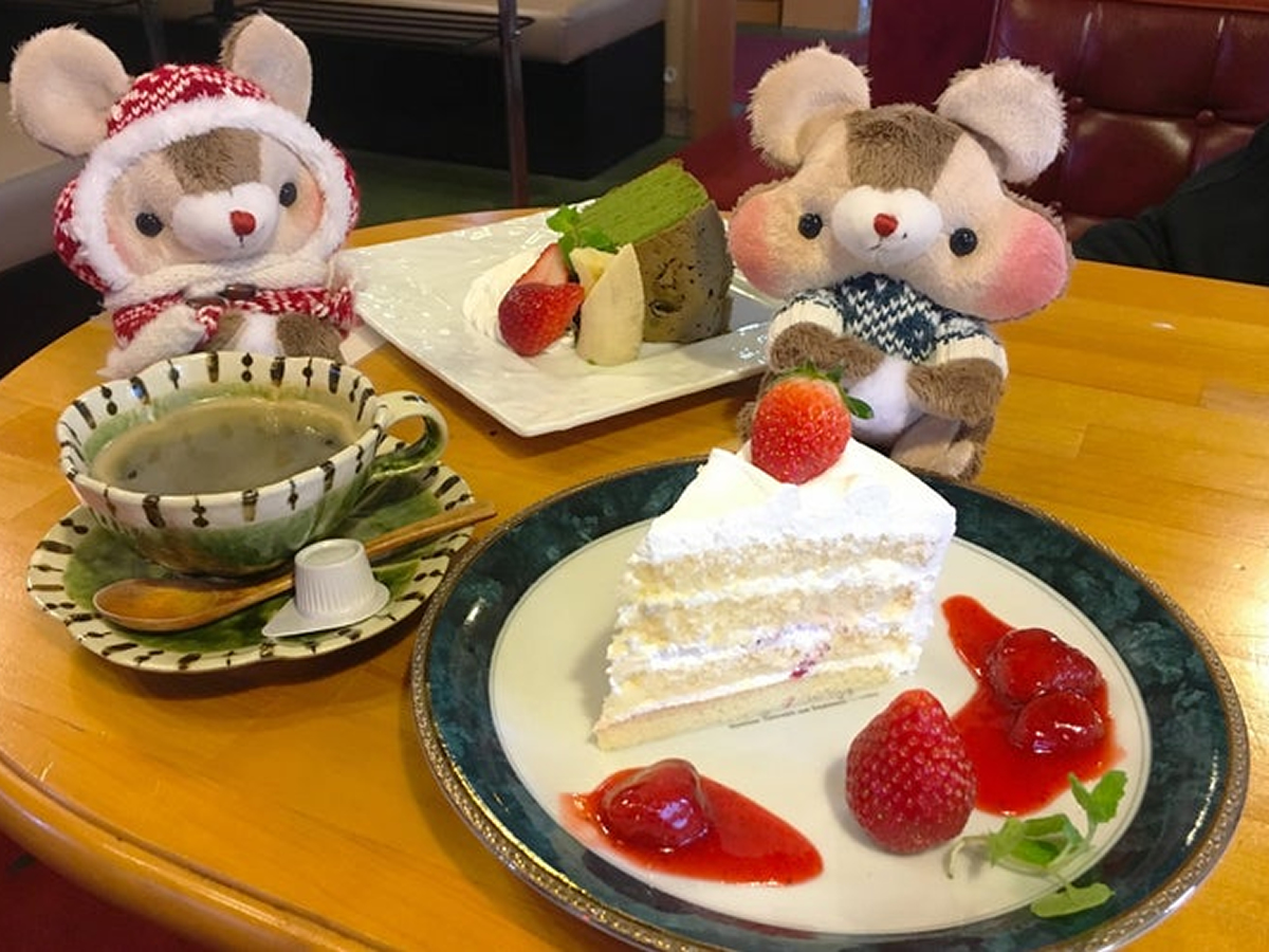 ケーキとドリンク